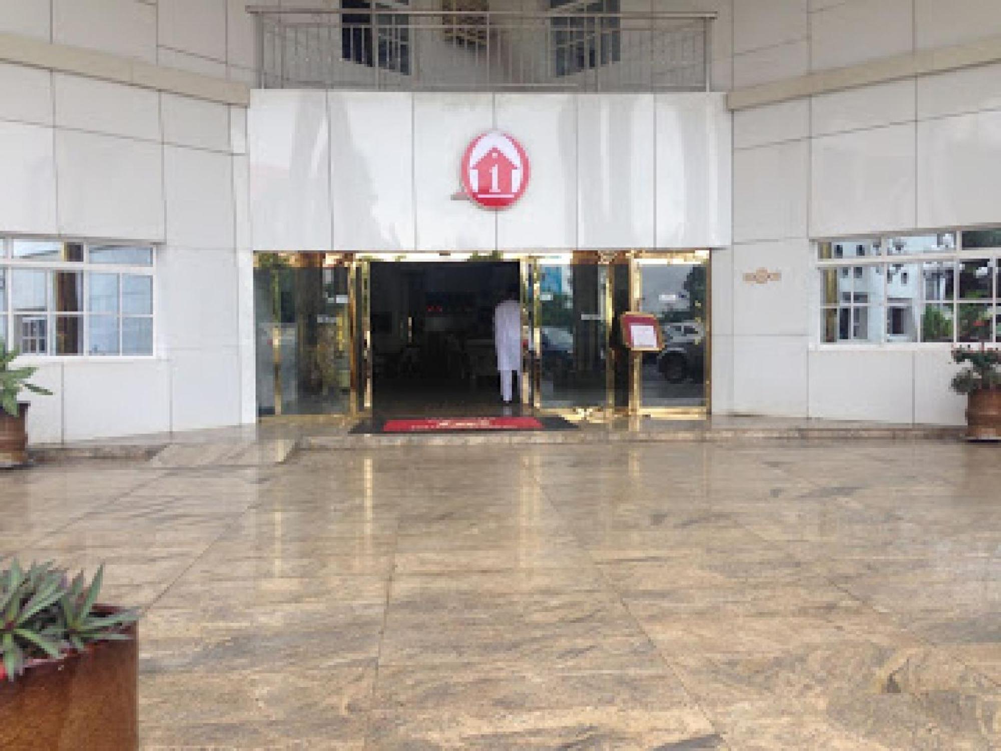 Room In Bb - Immaculate Royal International Hotel Owerri 外观 照片