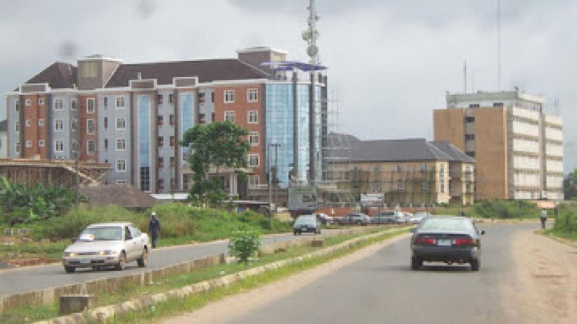 Room In Bb - Immaculate Royal International Hotel Owerri 外观 照片