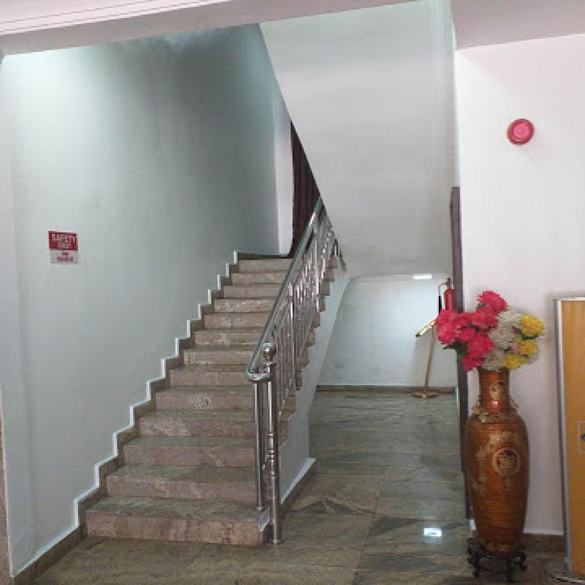 Room In Bb - Immaculate Royal International Hotel Owerri 外观 照片